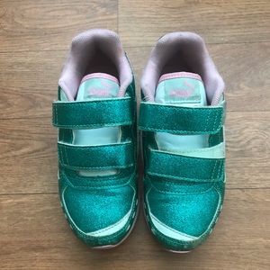 Girls Puma Sneaker